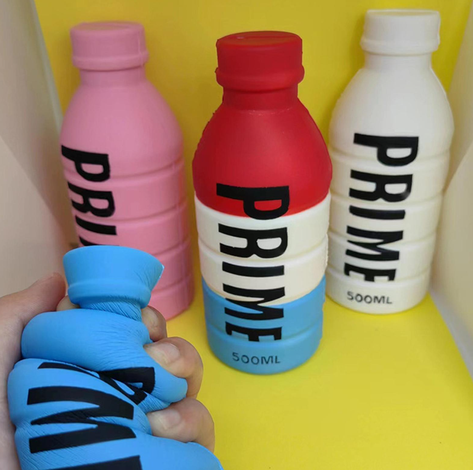 Prime 500ml- antistresová mačkací lahvička fialová