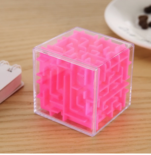 3D bludiště žluté, poškozená krabička