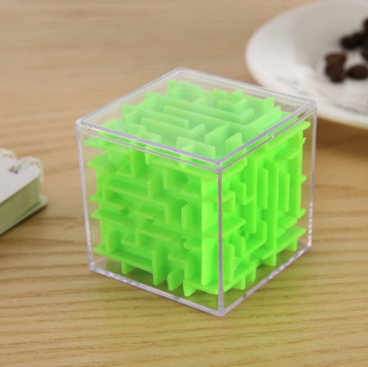 3D bludiště žluté, poškozená krabička
