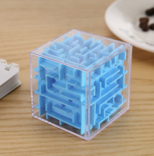 3D bludiště žluté, poškozená krabička