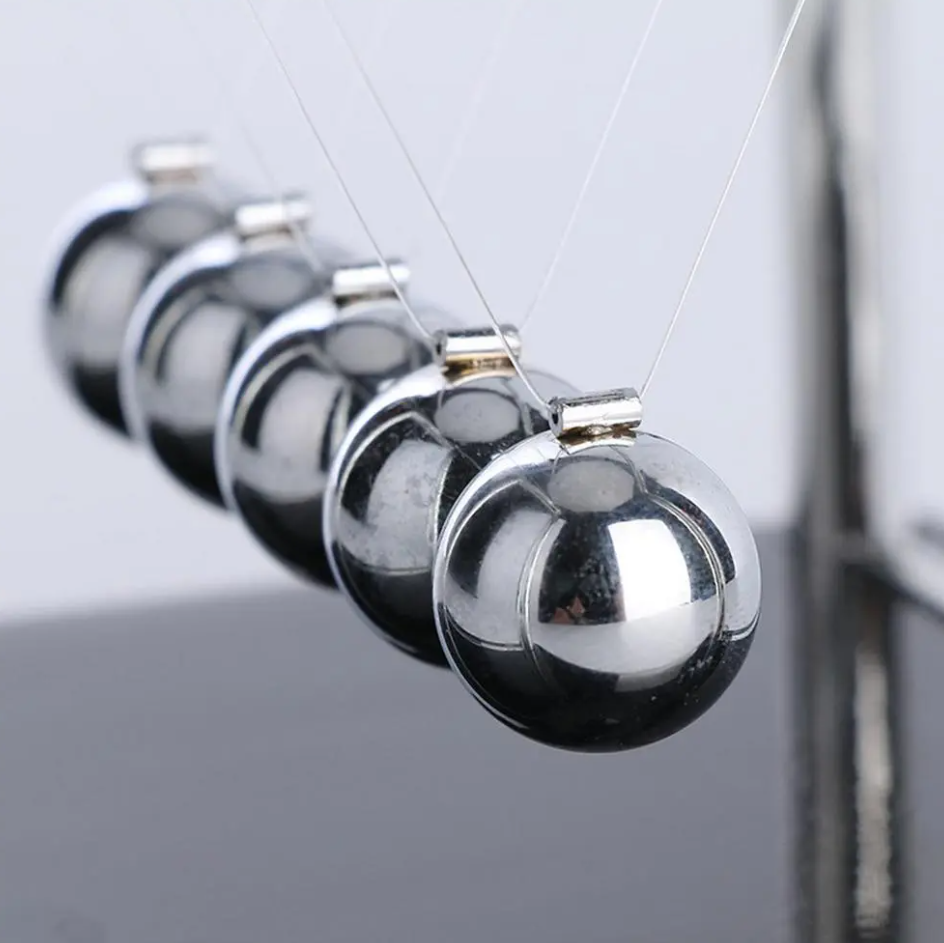 Newtonovo kyvadlo antistresové kovové L