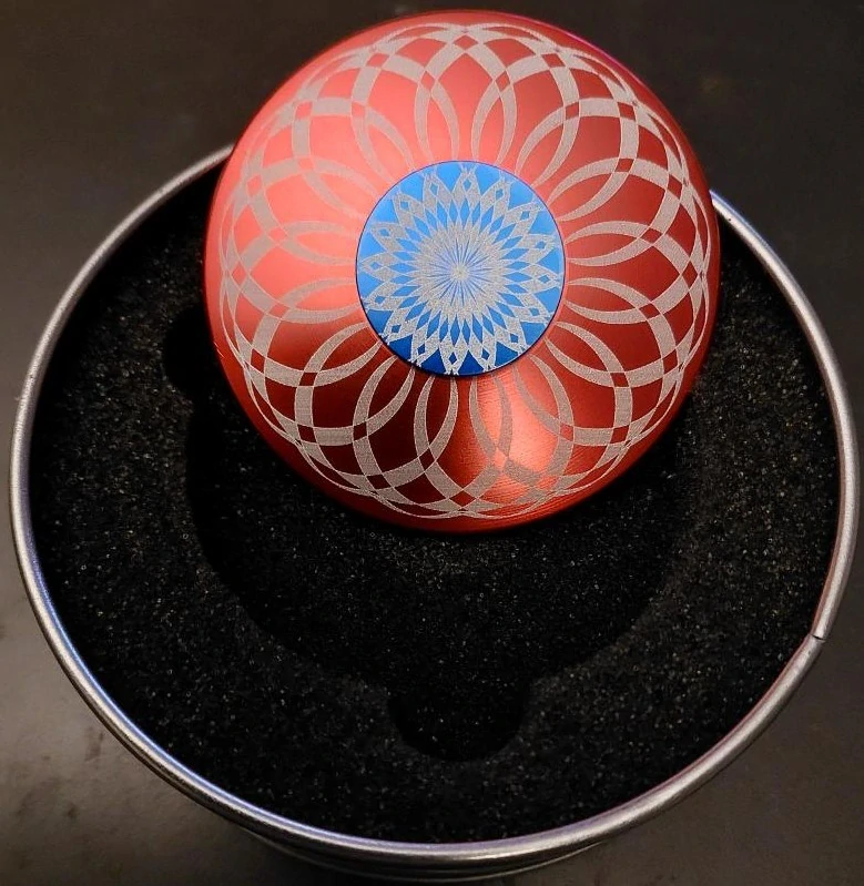 Fidget Spinner Ufo- White lines, kulatý