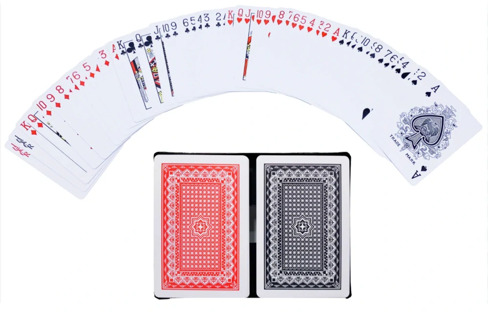 Poker karty v plastové krabičce