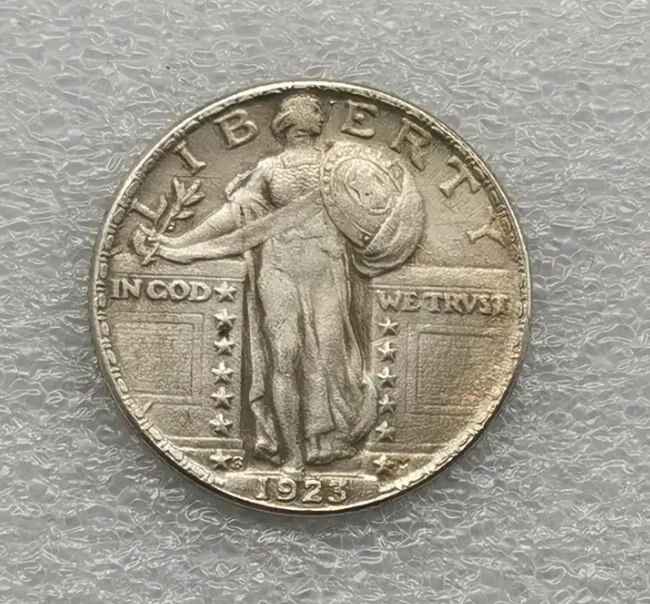 Replika mince Quarter Dollar 1923