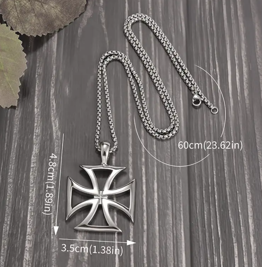 Kovový přívěšek s řetízkem stříbrný