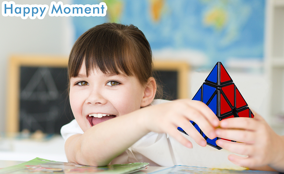 Rubikova kostka Pyramida Magic Cube černá