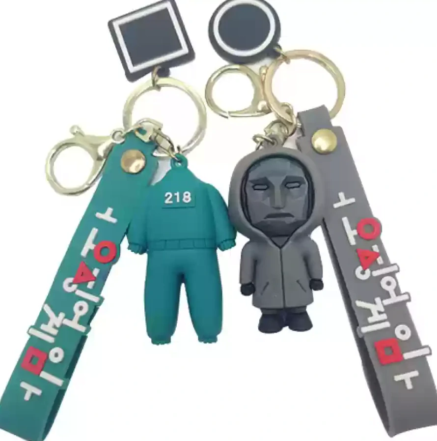 Squid Game, Hra na oliheň- 3D "218" přívěšek plastový zelený 6cm se zeleným poutkem