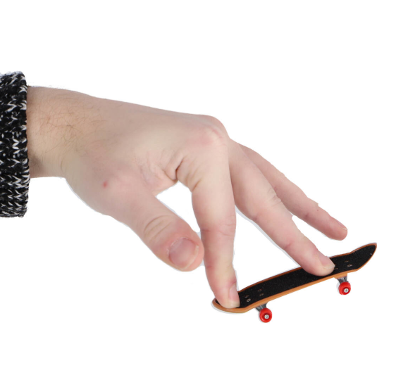 Sada 4 skateboardy a koloběžka