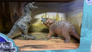 T- Rex a Triceratops sada Dino Planet