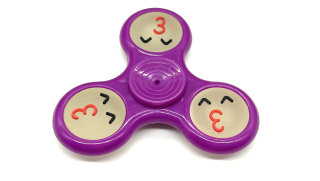 Antistresový Fidget Spinner fialový, Trojka