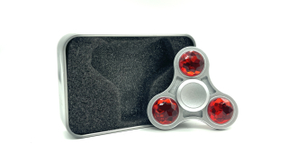 Stříbrný fidget spinner HQ červený diamant