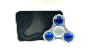 Stříbrný fidget spinner HQ modrý diamant