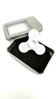 Stříbrný fidget spinner 