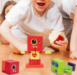 My first robot, dřevěná hračka