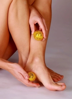 Akupresurní koule s magnety 1ks 5,6 cm