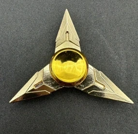 Fidget spinner 3hlavá hvězdice zlatá